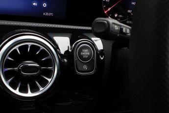 Mercedes-Benz A Class 1.3 A200h MHEV AMG Line (Premium) 7G-DCT Euro 6 (s/s) 5dr