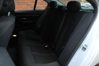 BMW 3 Series 2.0 320d Sport Auto Euro 6 (s/s) 4dr