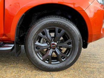 Isuzu D-max 1.9 V-Cross Double Cab 4x4 Auto