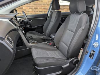 Hyundai i30 1.6 CRDi Active 5dr Auto