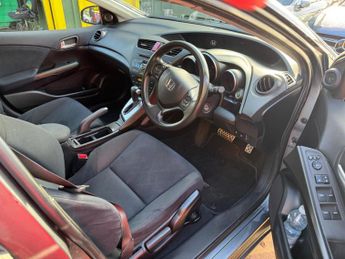 Honda Civic 1.8 i-VTEC ES Auto Euro 5 5dr
