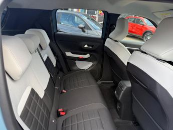 Citroen e-C3 Standard Range 44kWh MAX Auto 5dr (7.4kW Charger)