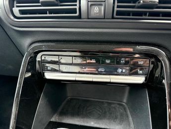 Citroen e-C3 Standard Range 44kWh MAX Auto 5dr (7.4kW Charger)