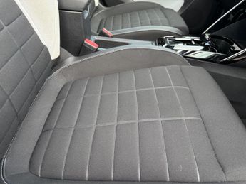 Citroen e-C3 Standard Range 44kWh MAX Auto 5dr (7.4kW Charger)