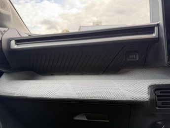 Citroen e-C3 Standard Range 44kWh MAX Auto 5dr (7.4kW Charger)