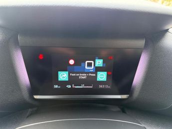 Citroen e-C4 50kWh Shine Plus Auto 5dr (7.4kW Charger)