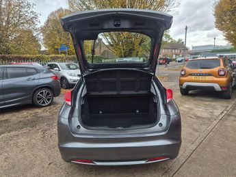 Honda Civic 1.8 i-VTEC ES 5dr Auto