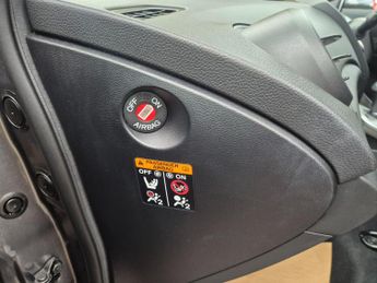 Honda Civic 1.8 i-VTEC ES 5dr Auto