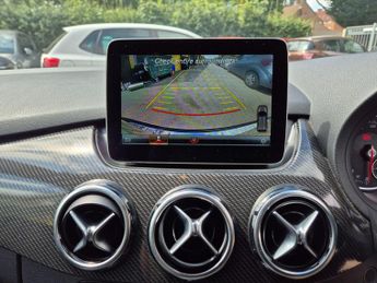 Mercedes-Benz B Class 1.5 B180d AMG Line (Premium) 7G-DCT Euro 6 (s/s) 5dr