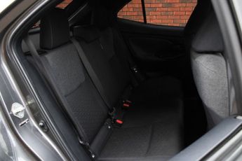 Toyota Yaris Cross 1.5 VVT-h Design E-CVT Euro 6 (s/s) 5dr