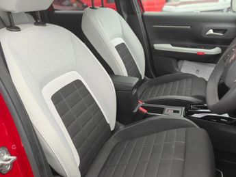 Citroen e-C3 Standard Range 44kWh MAX Auto 5dr (7.4kW Charger)