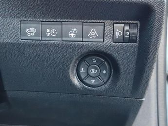 Citroen e-C4 50kWh Shine Auto 5dr