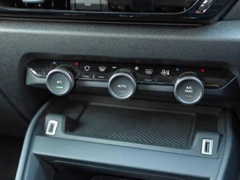 Citroen e-C4 50kWh Shine Auto 5dr