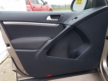 Volkswagen Tiguan 2.0 TDi BlueMotion Tech Match 5dr DSG