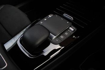 Mercedes-Benz A Class 2.0 A220d Exclusive Edition Plus 8G-DCT Euro 6 (s/s) 5dr