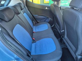 Hyundai i10 1.2 Premium 5dr Auto