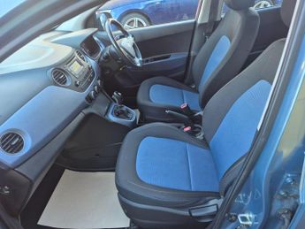 Hyundai i10 1.2 Premium 5dr Auto