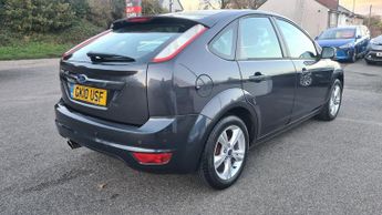 Ford Focus 1.6 Zetec 5dr Auto