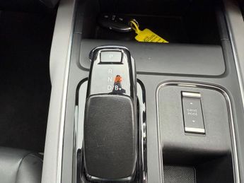 Citroen C5 Aircross 1.6 13.2kWh Black Edition e-EAT8 Euro 6 (s/s) 5dr