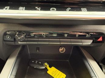 Citroen C5 Aircross 1.6 13.2kWh Black Edition e-EAT8 Euro 6 (s/s) 5dr