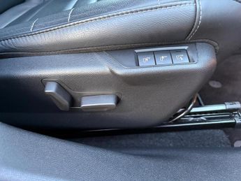 Citroen C4 1.2 PureTech Shine Plus EAT8 Euro 6 (s/s) 5dr