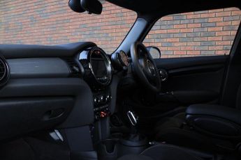 Mini Hatchback 1.5 Cooper Sport Steptronic Euro 6 (s/s) 5dr