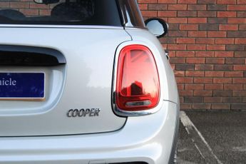Mini Hatchback 1.5 Cooper Sport Steptronic Euro 6 (s/s) 5dr