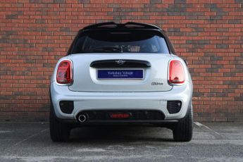 Mini Hatchback 1.5 Cooper Sport Steptronic Euro 6 (s/s) 5dr