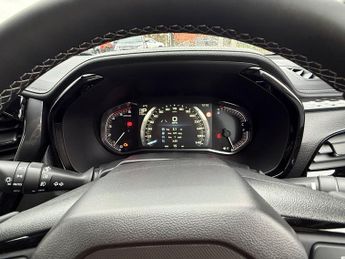 Isuzu D-max 1.9 V-Cross Double Cab 4x4 Auto