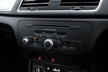 Audi Q3 2.0 TDI S line S Tronic quattro Euro 5 (s/s) 5dr