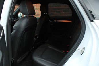 Audi Q3 2.0 TDI S line S Tronic quattro Euro 5 (s/s) 5dr