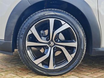 Citroen C3 1.2 PureTech Shine Plus EAT6 Euro 6 (s/s) 5dr