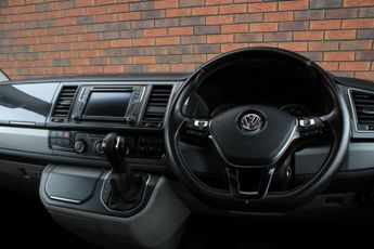 Volkswagen Transporter 2.0 BiTDI T32 BlueMotion Tech Highline Kombi DSG FWD SWB Euro 6 