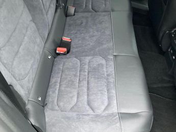 Citroen e-C4 50kWh e-series Auto 5dr (7.4kW Charger)