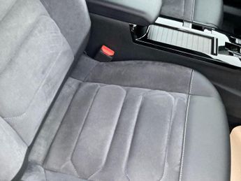 Citroen e-C4 50kWh e-series Auto 5dr (7.4kW Charger)