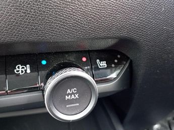 Citroen C4 1.2 PureTech Shine Plus EAT8 Euro 6 (s/s) 5dr