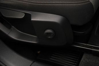 Volvo XC40 1.5h T4 Recharge 10.7kWh Core Auto Euro 6 (s/s) 5dr