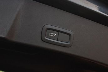 Volvo XC40 1.5h T4 Recharge 10.7kWh Core Auto Euro 6 (s/s) 5dr