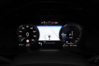 Volvo XC40 1.5h T4 Recharge 10.7kWh Core Auto Euro 6 (s/s) 5dr