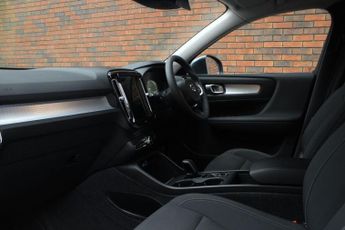 Volvo XC40 1.5h T4 Recharge 10.7kWh Inscription Expression Auto Euro 6 (s/s