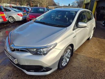 Toyota Auris 1.8 Hybrid Icon Tech TSS 5dr CVT