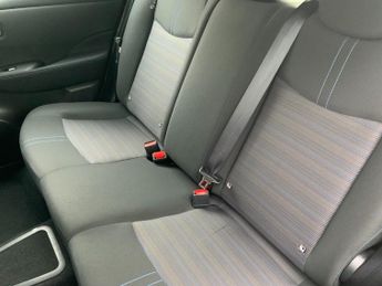 Nissan Leaf 110kW Acenta 40kWh 5dr Auto [6.6kw Charger]