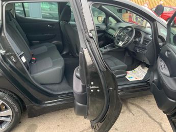 Nissan Leaf 110kW Acenta 40kWh 5dr Auto [6.6kw Charger]