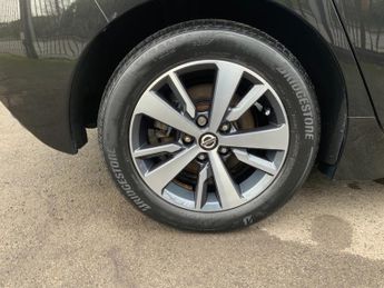 Nissan Leaf 110kW Acenta 40kWh 5dr Auto [6.6kw Charger]