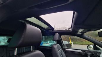 Volkswagen Touareg 3.0 V6 TDI BlueMotion Tech 262 R-Line 5dr Tip Auto