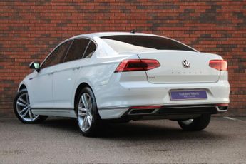 Volkswagen Passat 1.4 TSI 13kWh GTE Advance DSG Euro 6 (s/s) 4dr