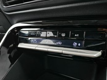 Citroen C3 Aircross 1.2 Hybrid PLUS e-DSC Euro 6 (s/s) 5dr