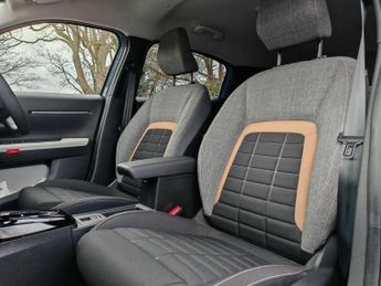 Citroen C3 Aircross 1.2 Hybrid PLUS e-DSC Euro 6 (s/s) 5dr