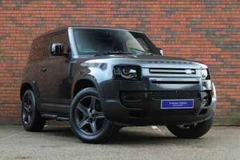 Land Rover Defender 90 2.0 P300 SE Auto 4WD Euro 6 (s/s) 3dr