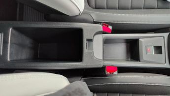 Citroen e-C3 Standard Range 44kWh MAX Auto 5dr (7.4kW Charger)